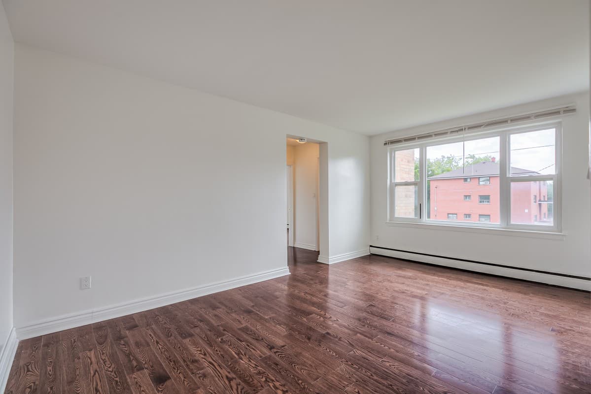 111 Craydon Rd - 204 - Photo 2