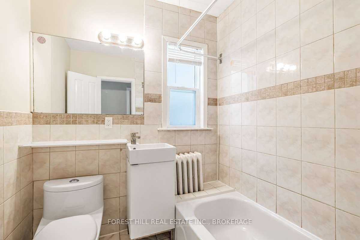 634 Vaughan Rd - Upper - Photo 8