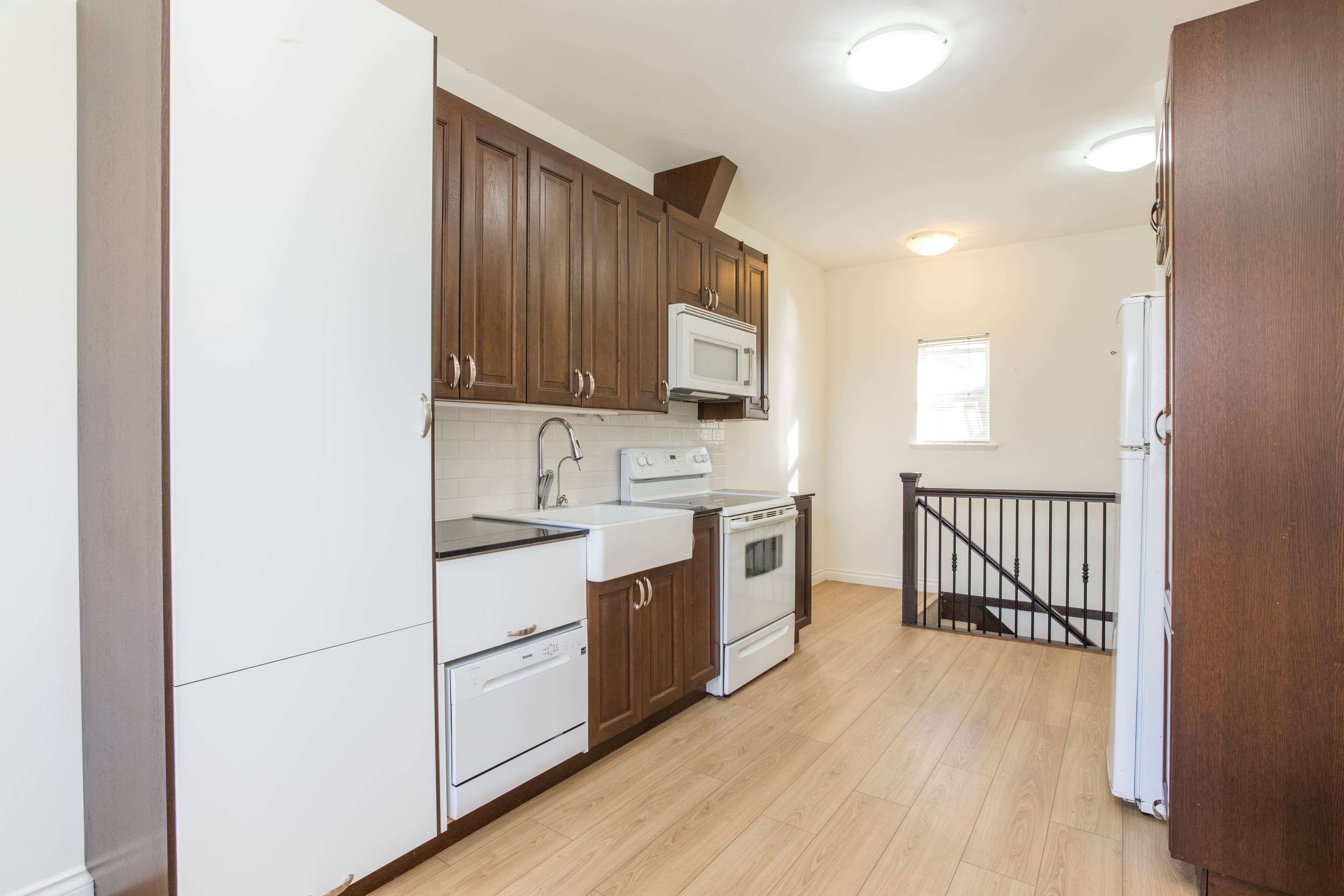 6983 192 Street - Photo 7