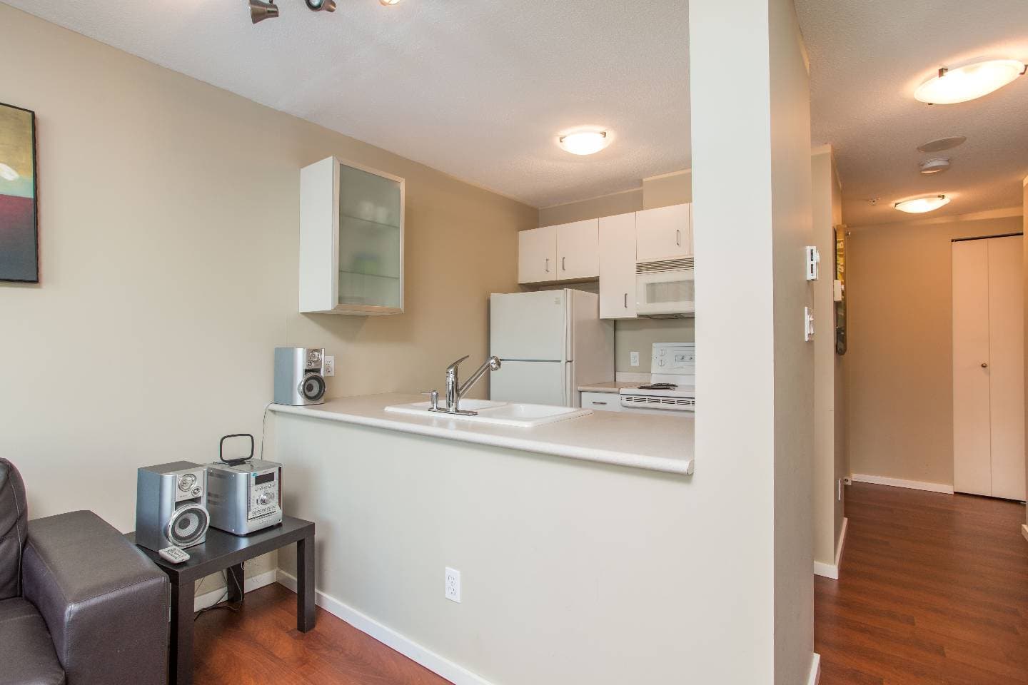 806-438 Seymour - Photo 4