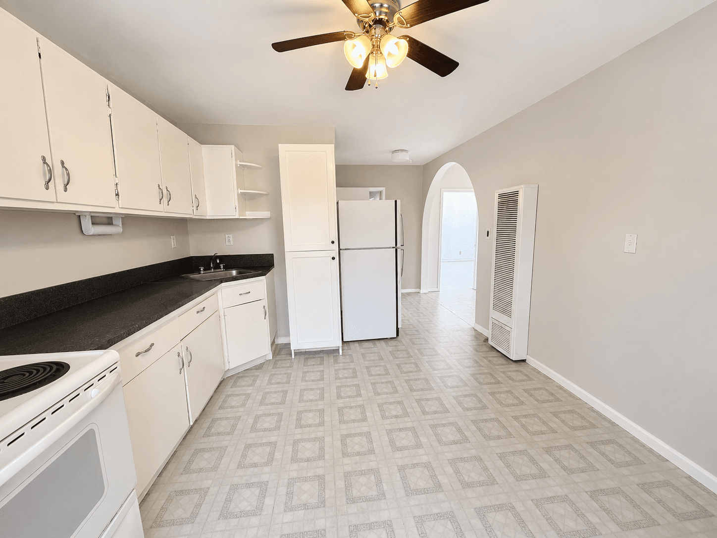 1572 North Shore Drive - Unit 1 - Photo 2