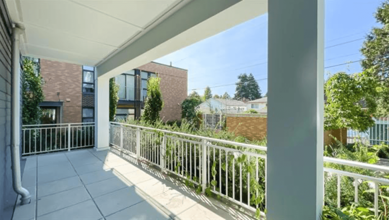 Beautiful Executive 2x2 on Cambie St - Photo 3