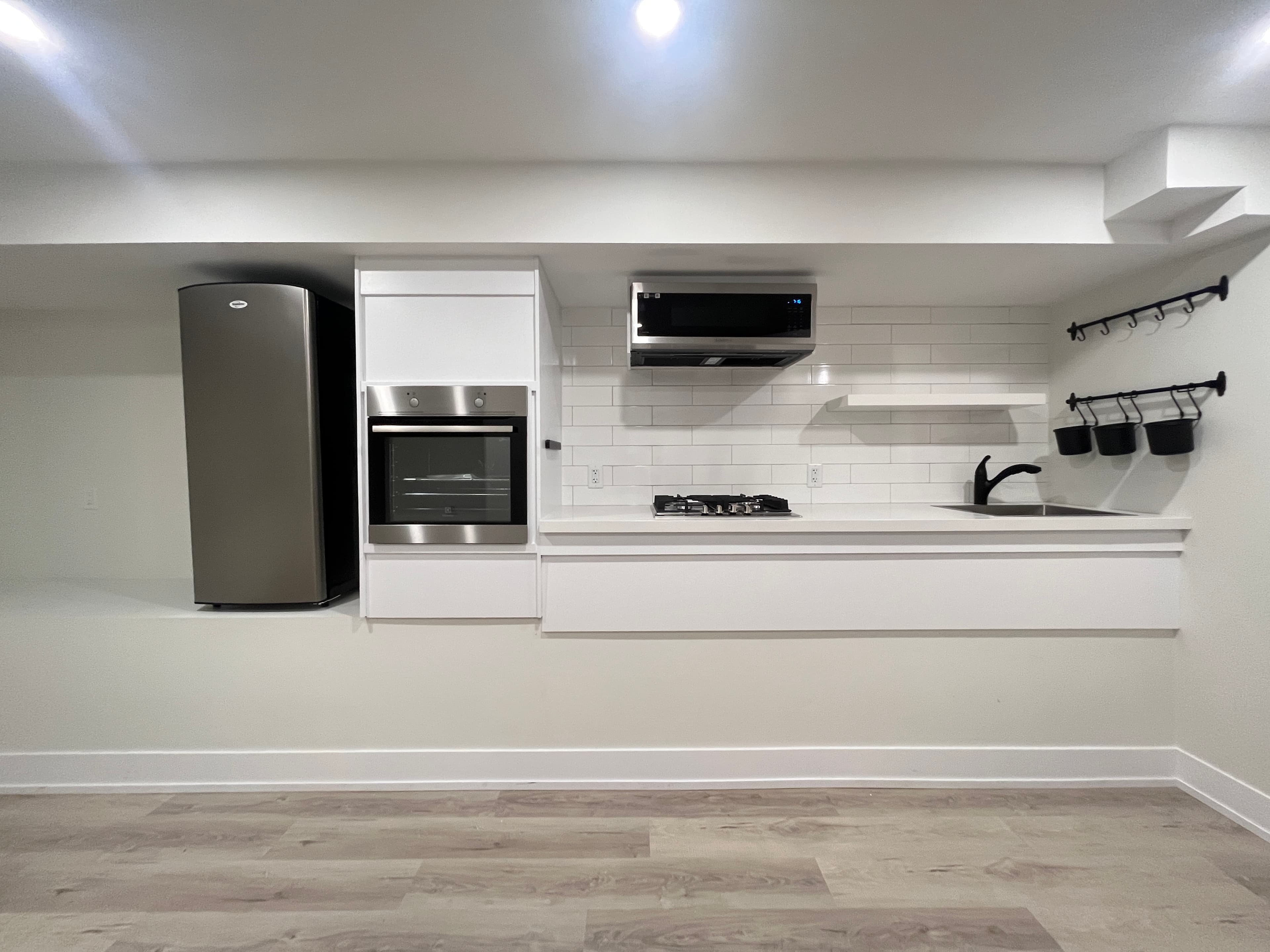 Bachelor Unit 33 Somerset Avenue - Photo 4
