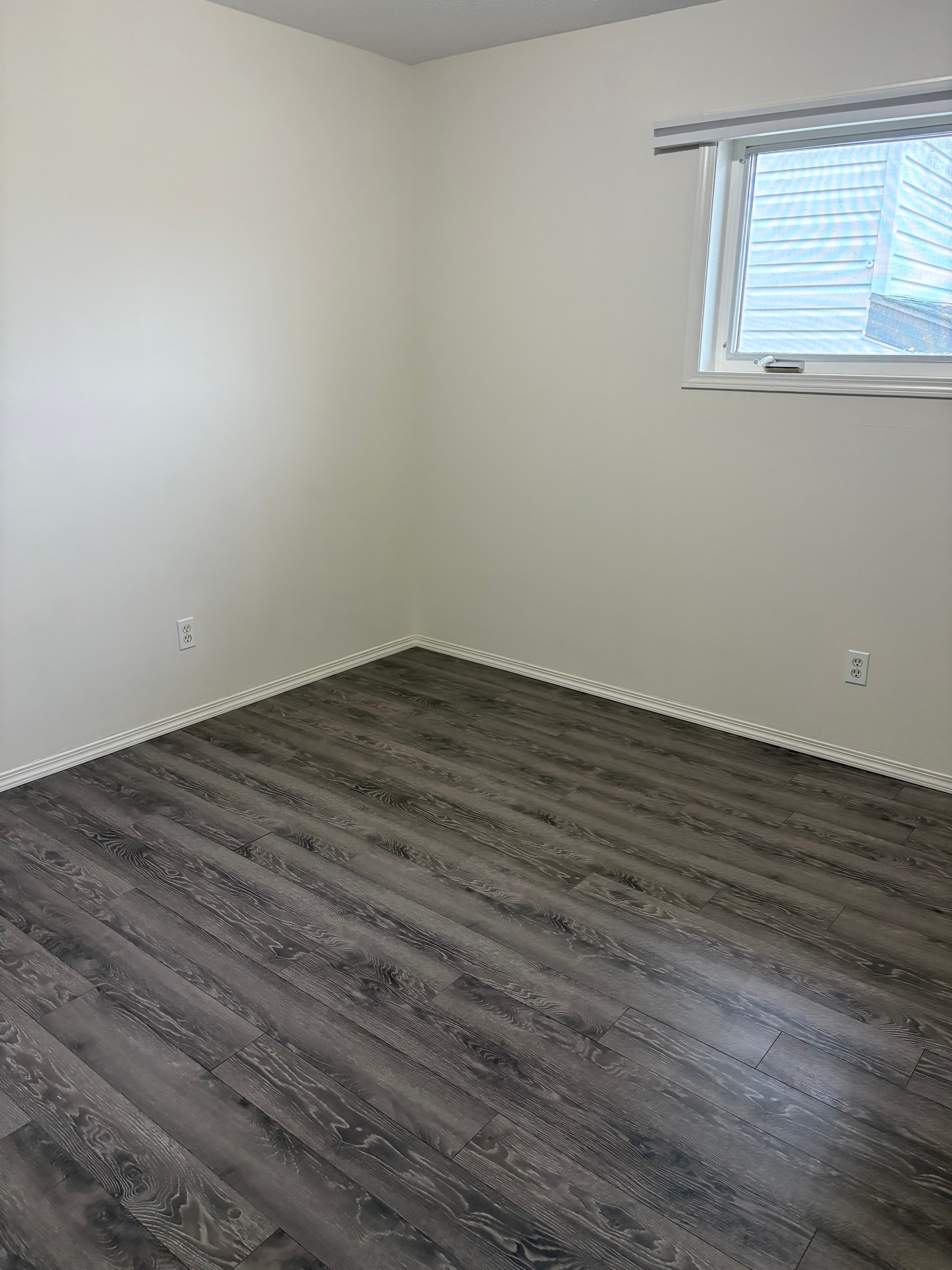 11930 80 Street Upper - Photo 7