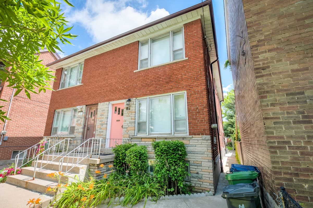 85 Greenlaw Ave
