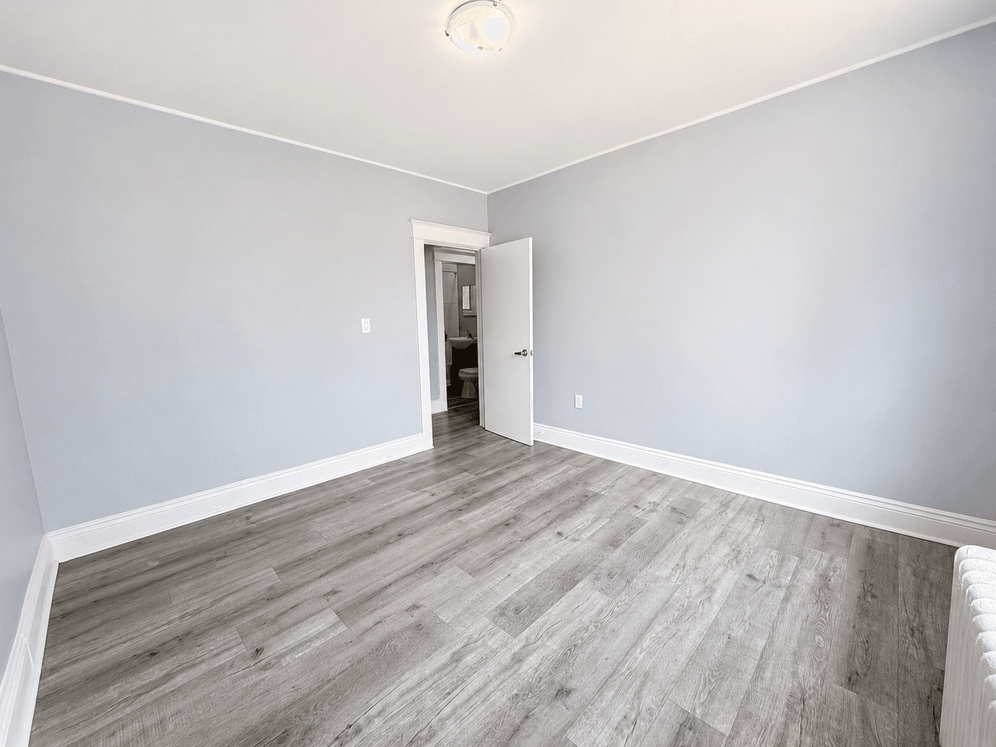 Unit 4 - 831 Main St E - Photo 5