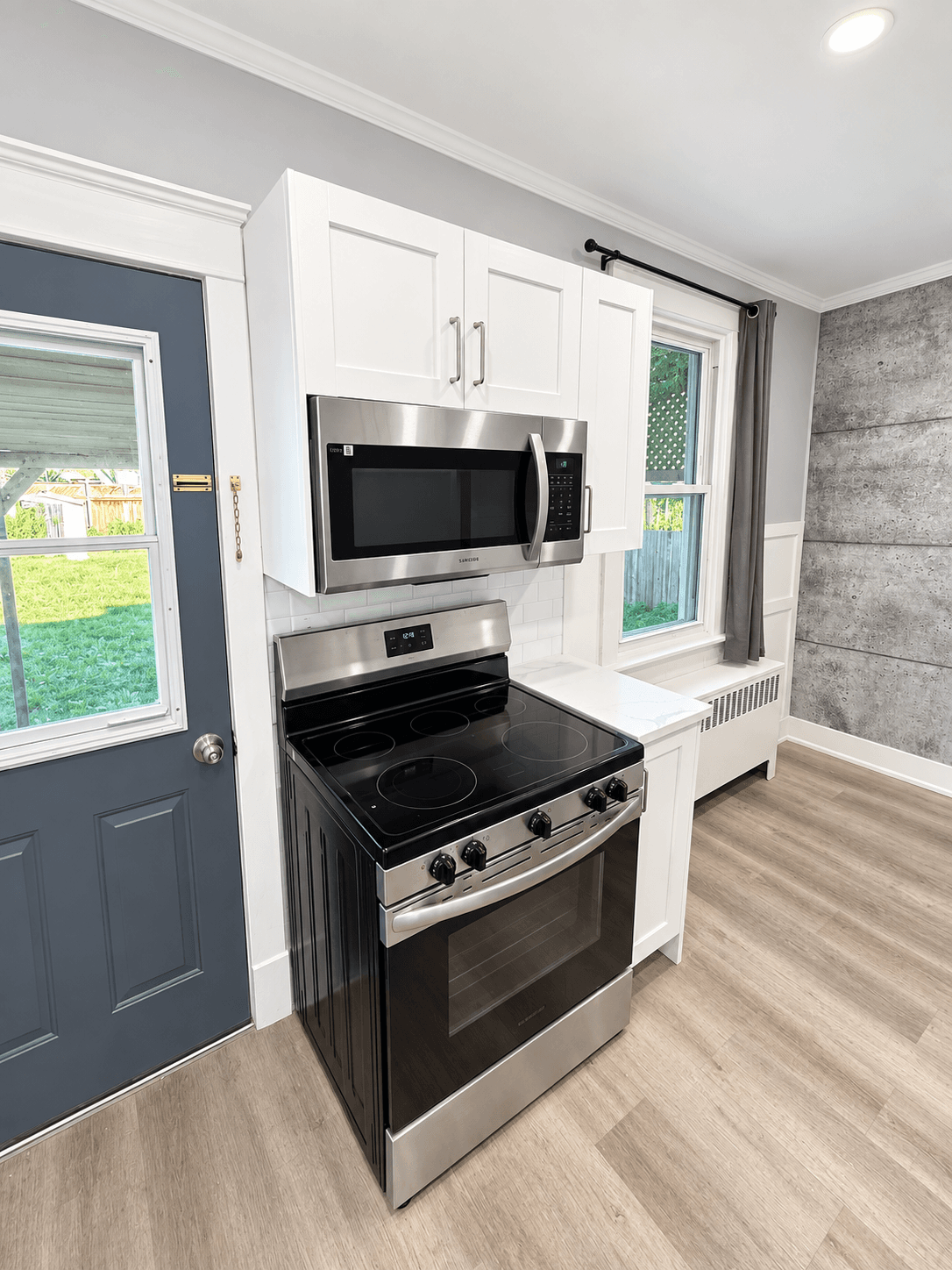 24 Crosthwaite Ave N - Photo 9