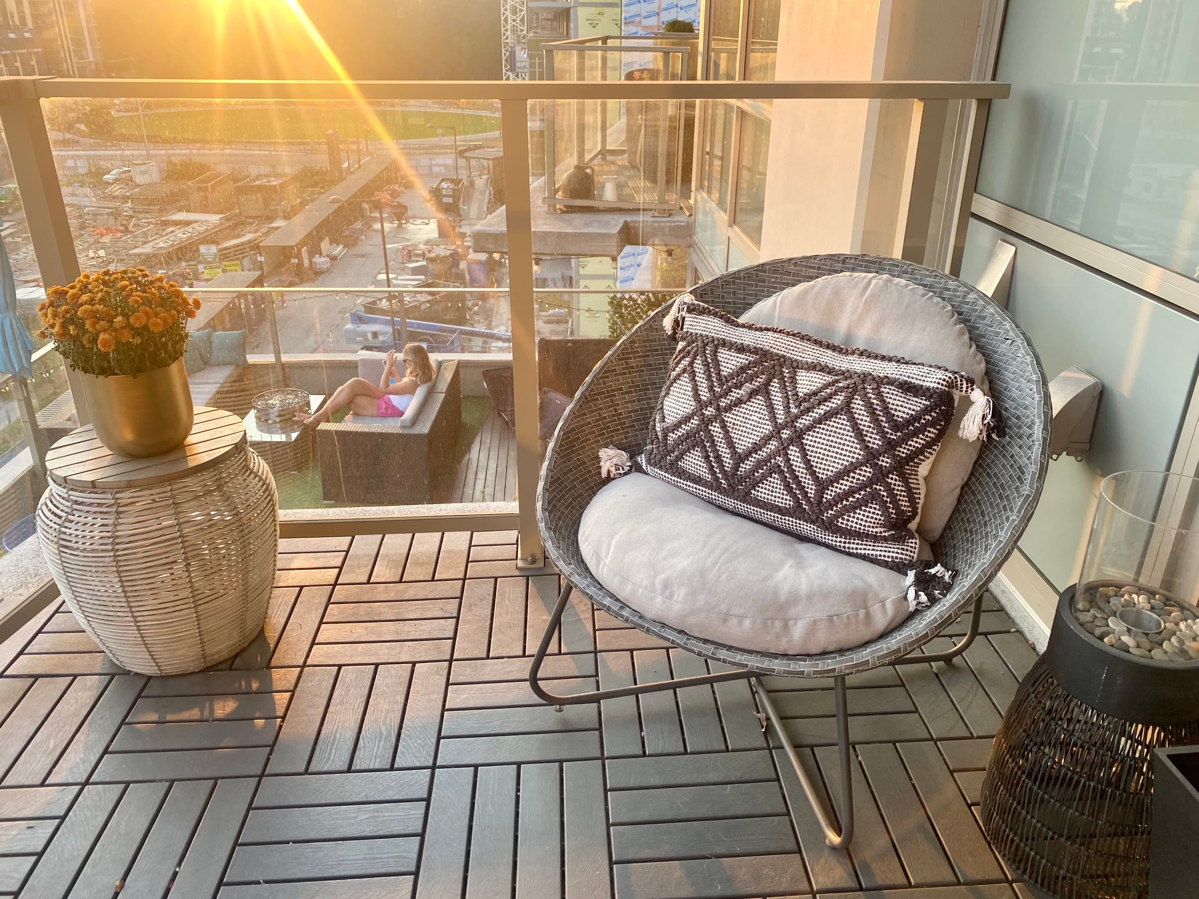 Gorgeous 1 Bedroom and Den in North Vancouver - Photo 9