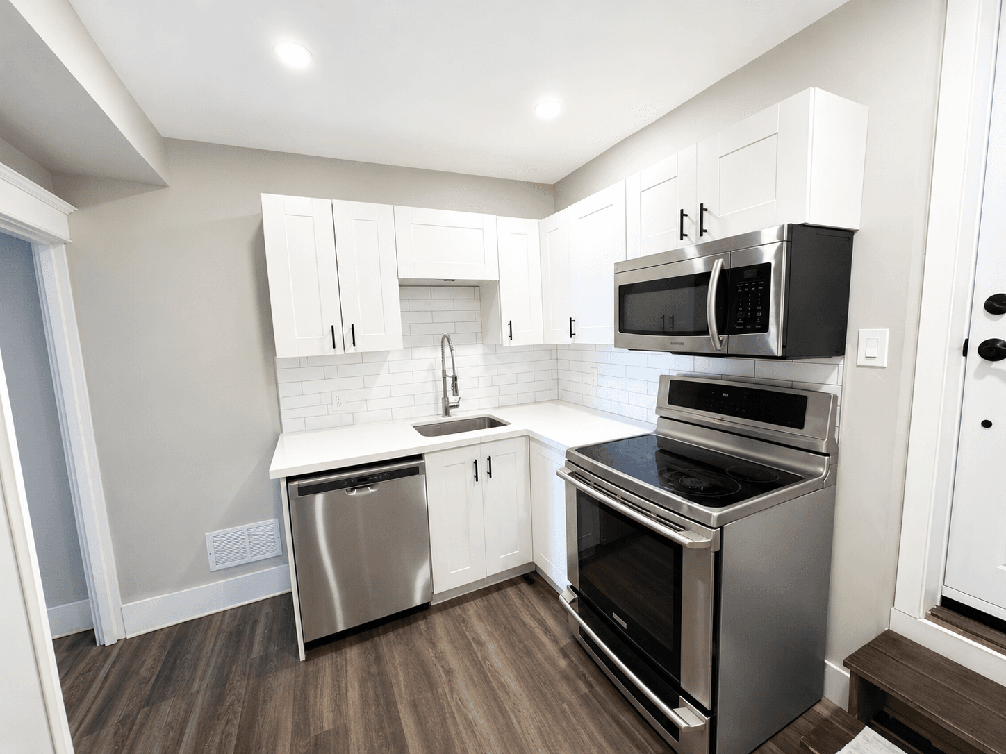 29 Gibson Ave - Unit 2 - Photo 5