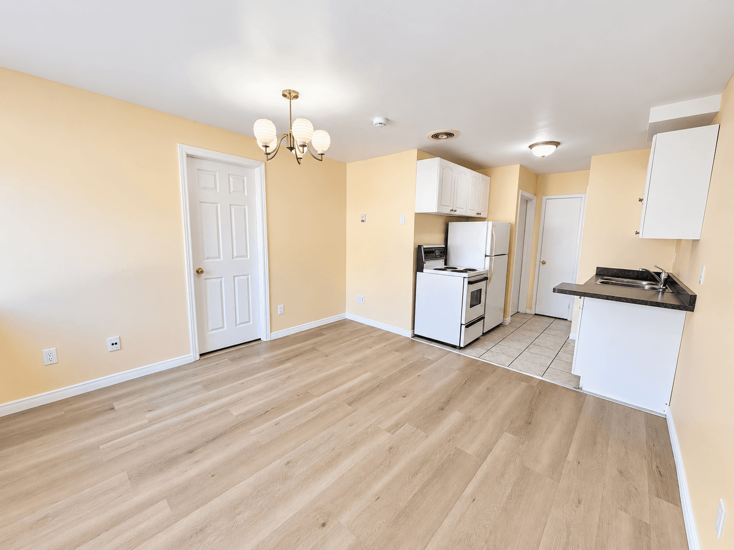 109 Emma St - A - Photo 2