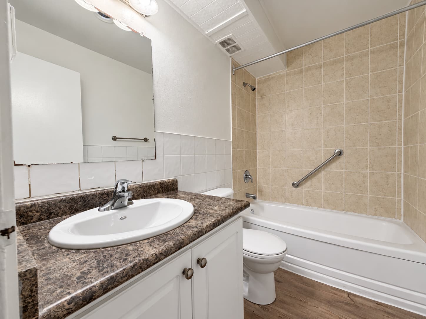 406-880 Colborne Rd Sarnia ON N7V 3K3 - Photo 8