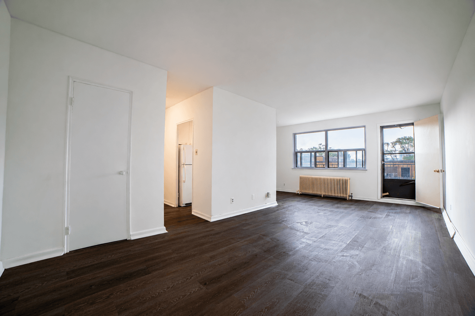 303 - Lakeshore Blvd W - Photo 3