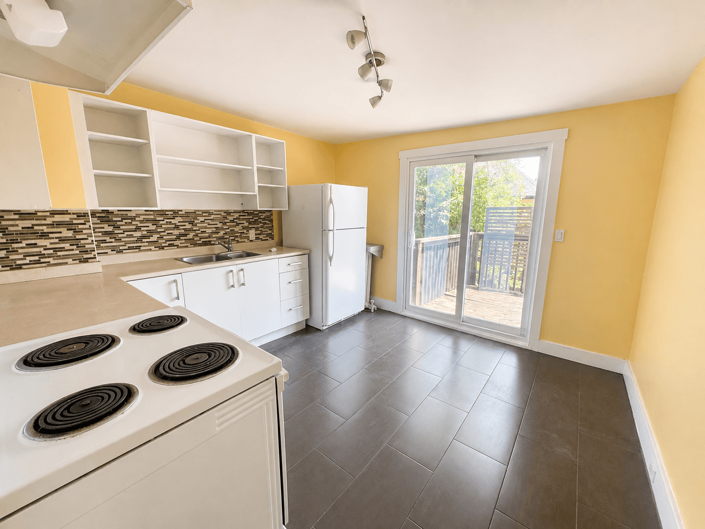 45 Fairleigh Cres - Unit 2 - Photo 4