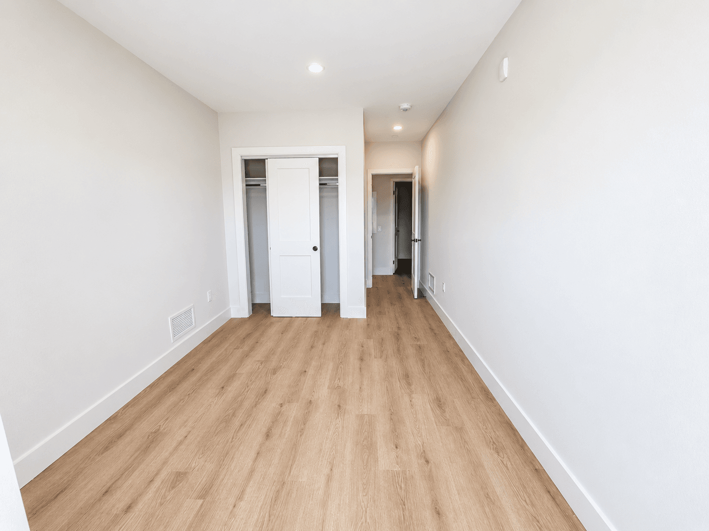 8 Hutt Lane - Interior Unit - Photo 6