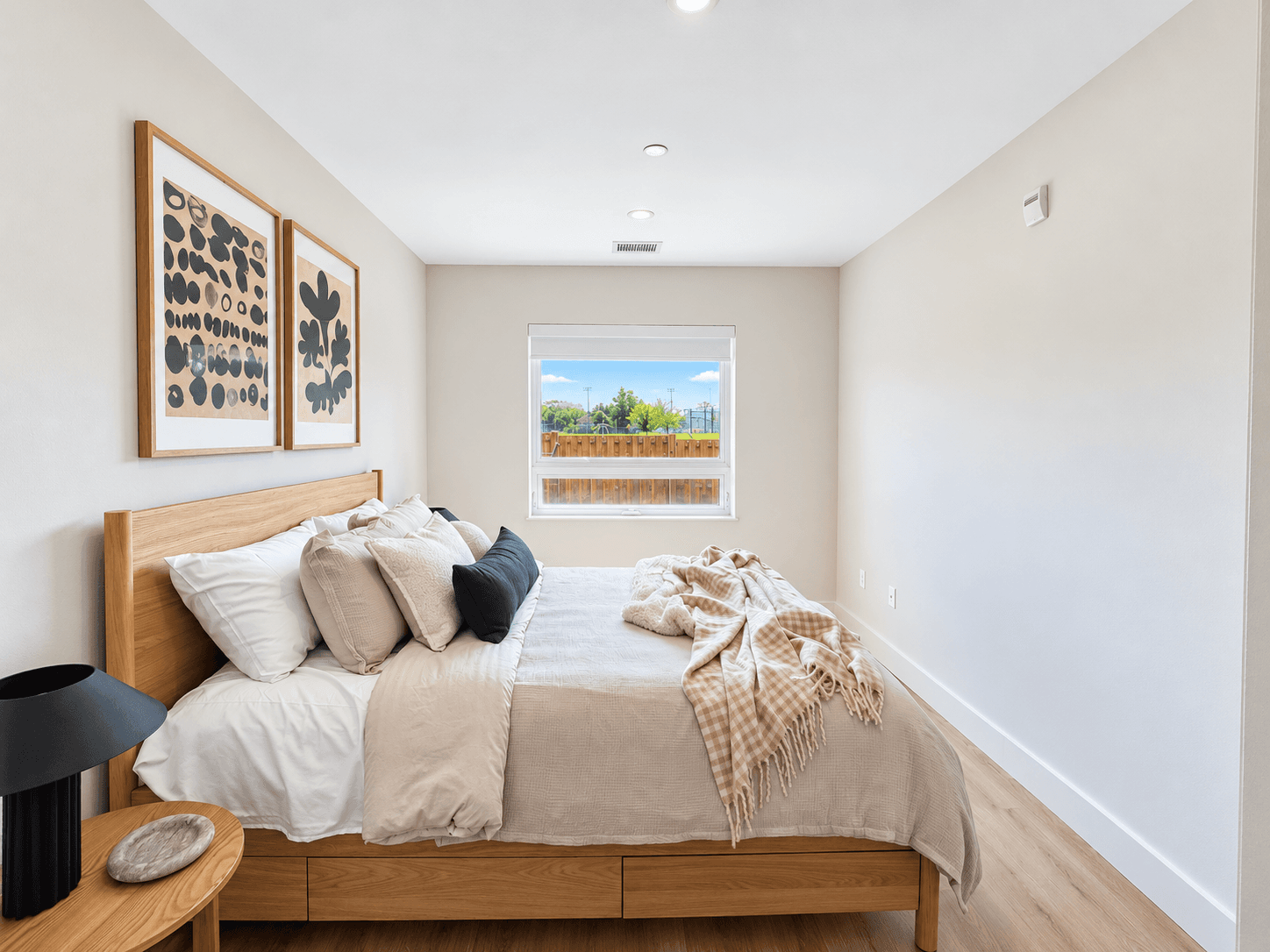 8 Hutt Lane - Corner Unit - Photo 5
