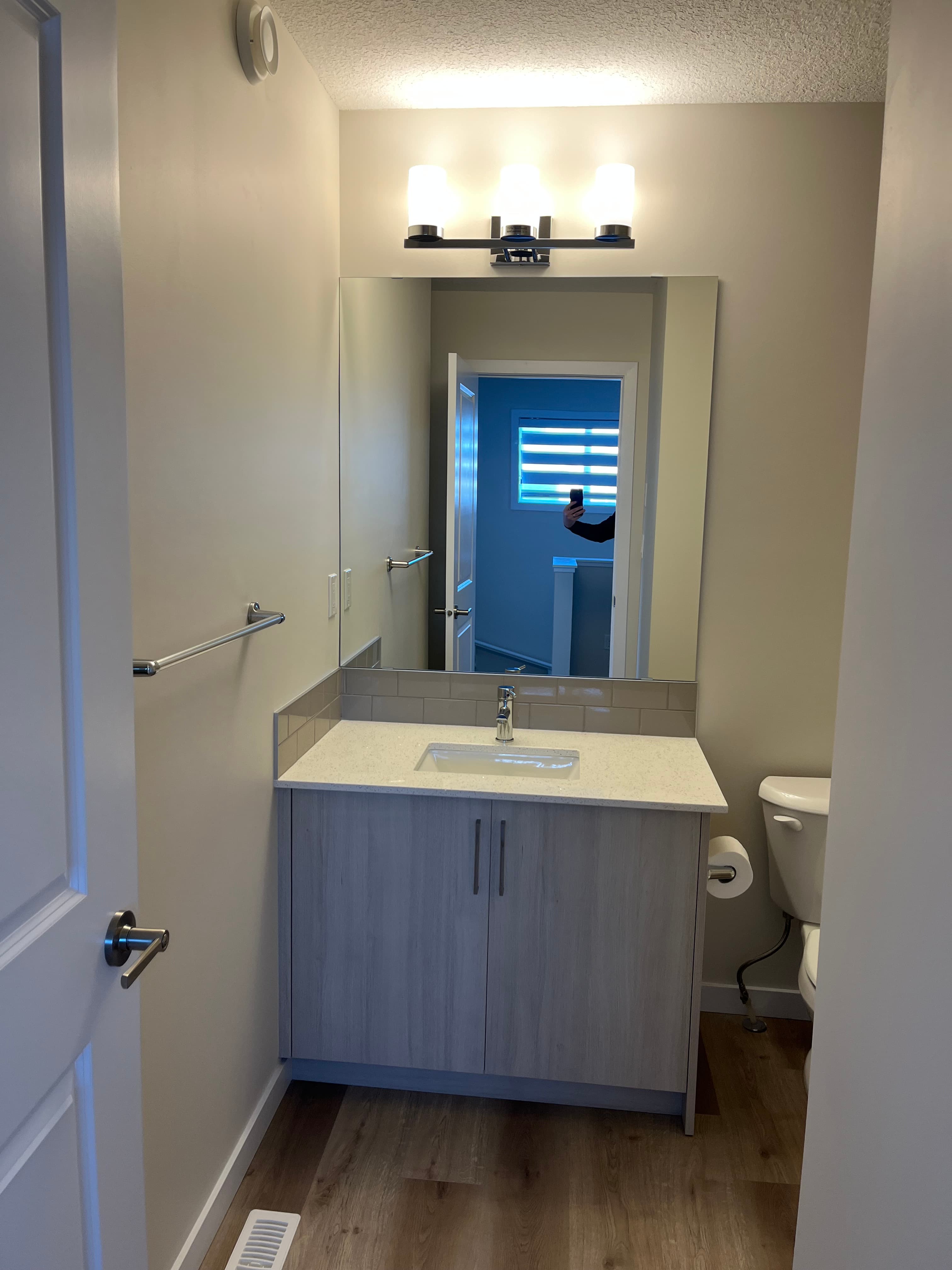 2205 Upper - Photo 9