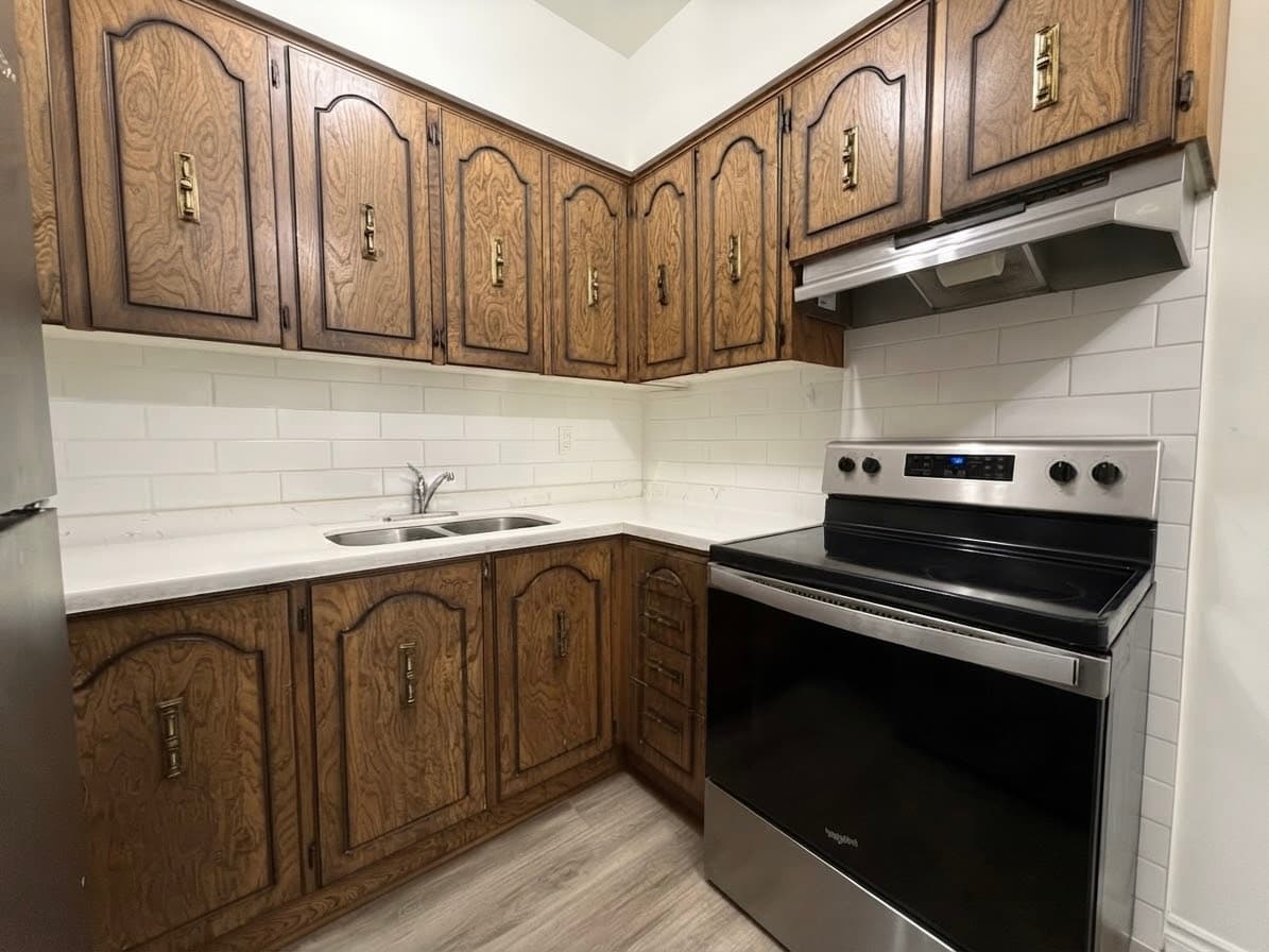 73 Roncesvalles Ave - 2 - Photo 8