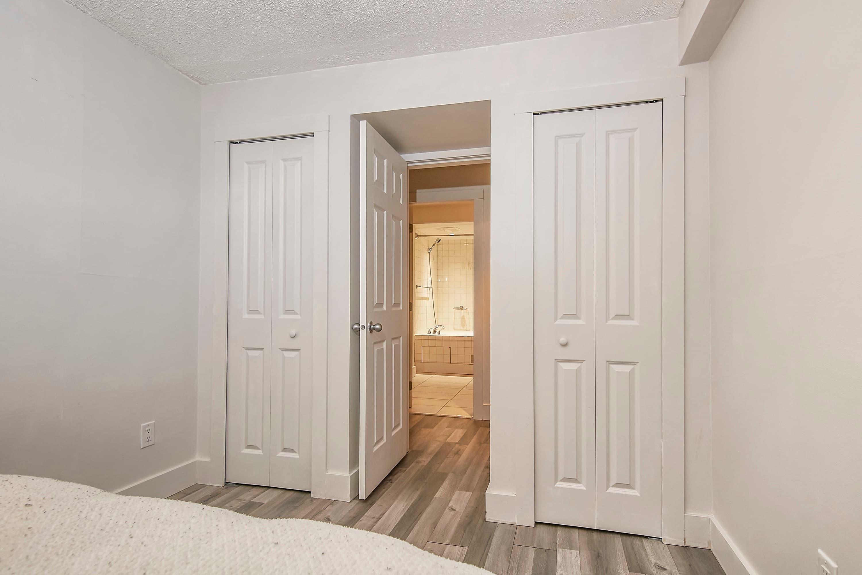 110-1500 Pendrell - Photo 11
