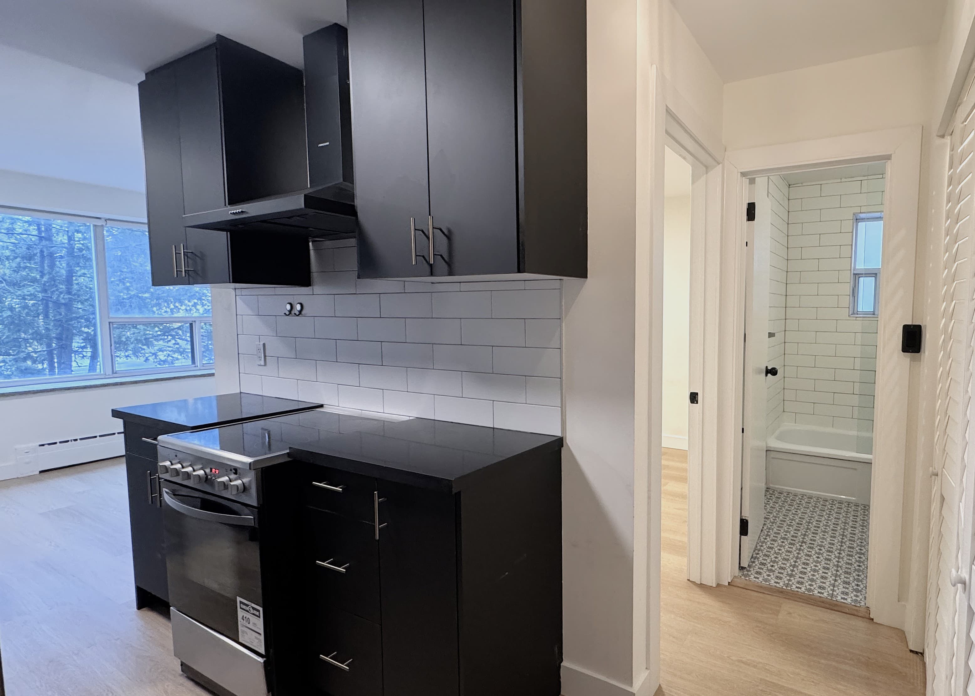 420 Eglinton Ave E - 301 - Photo 9