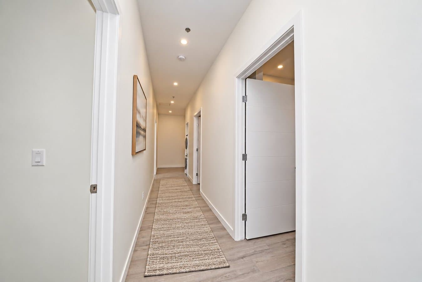 433 Main St - 2Bed 2Bath - Photo 3