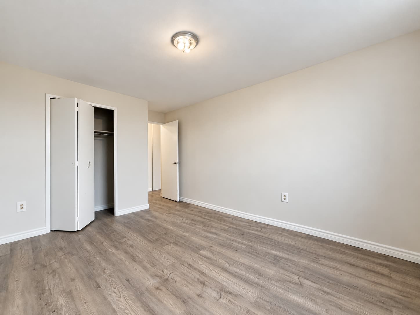 1 bed - 504 - Photo 13