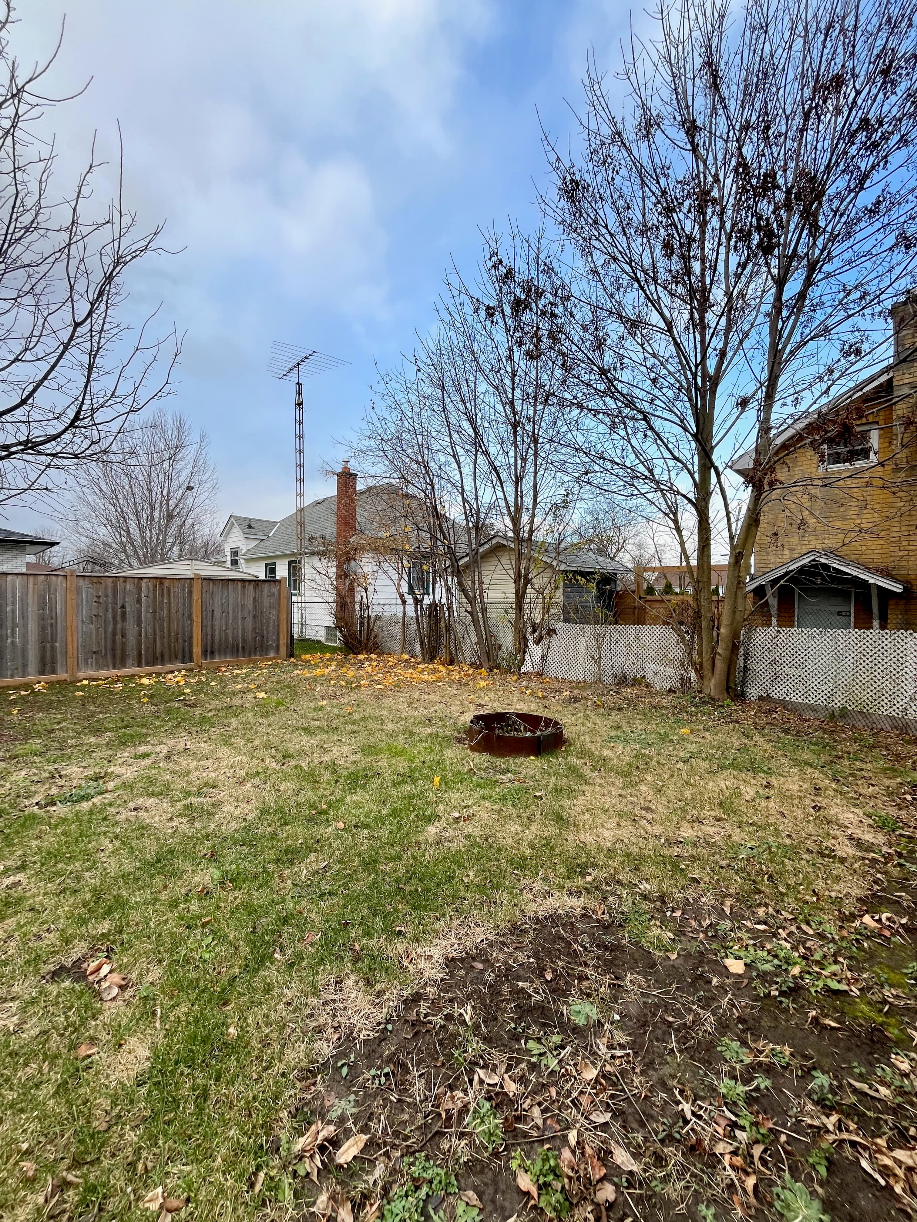 47 Marshall Avenue Lower Level Welland Ontario L3C2N1 - Photo 2