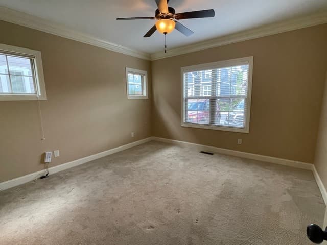 17 Tudor Way - Photo 10
