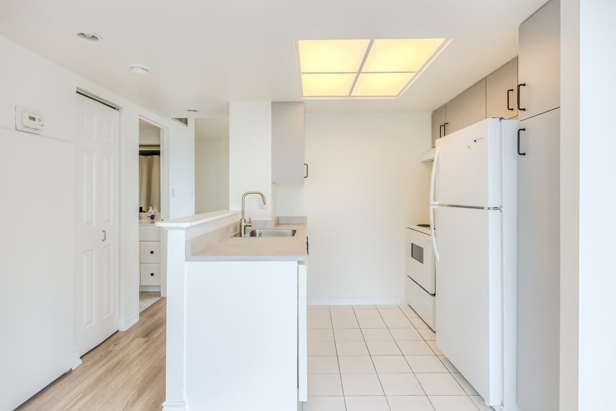 5 Concorde Place -2504 - Photo 5