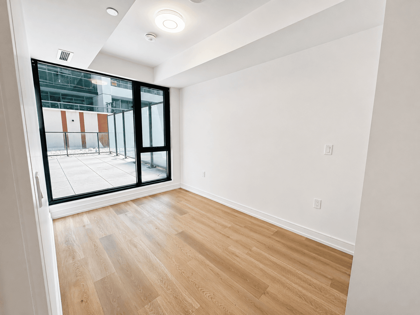 1 Jarvis St - Unit 323 - Photo 16