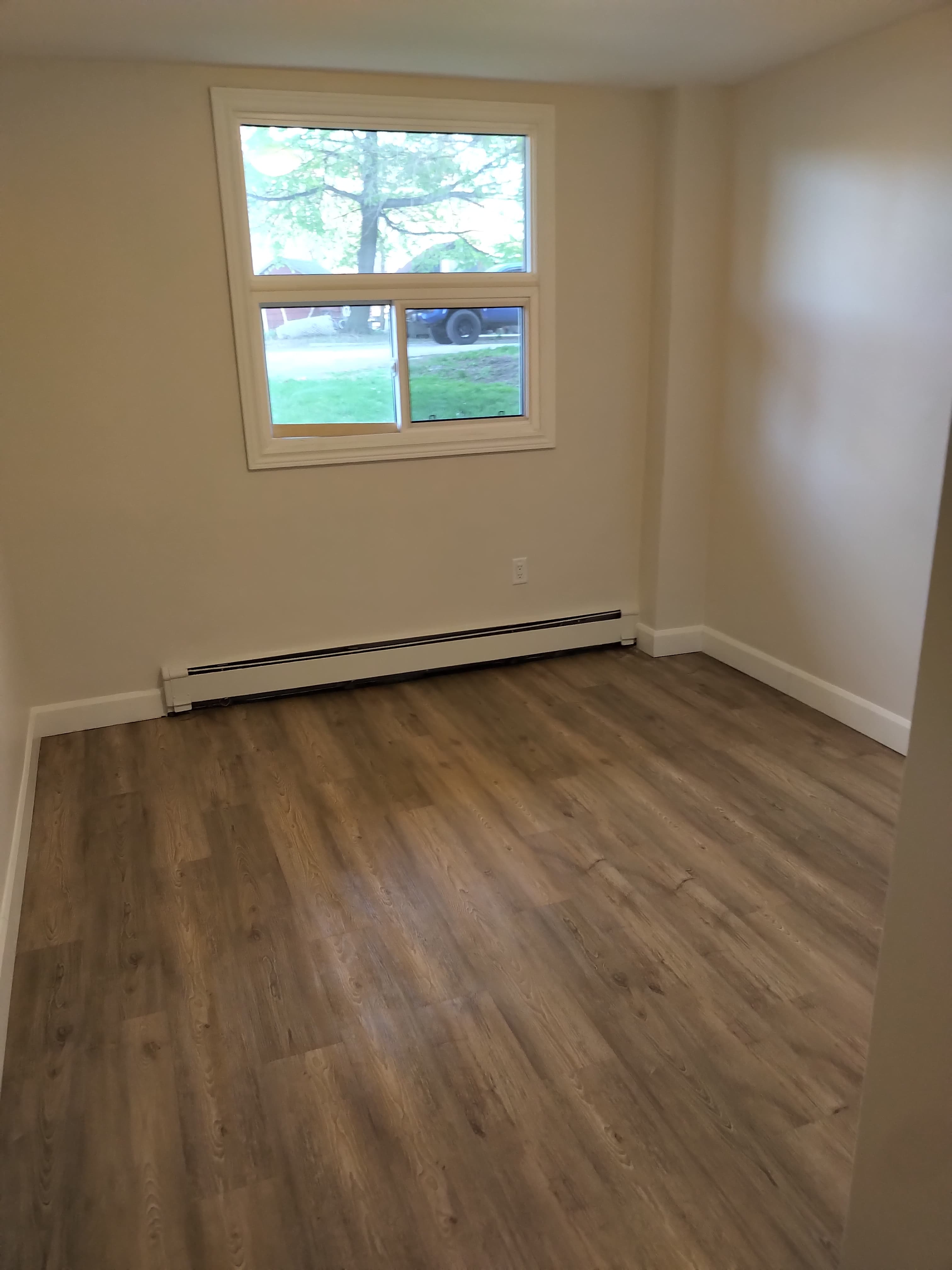 3 bedroom - 200 London Rd Sarnia ON N7T 7S9 - Photo 10