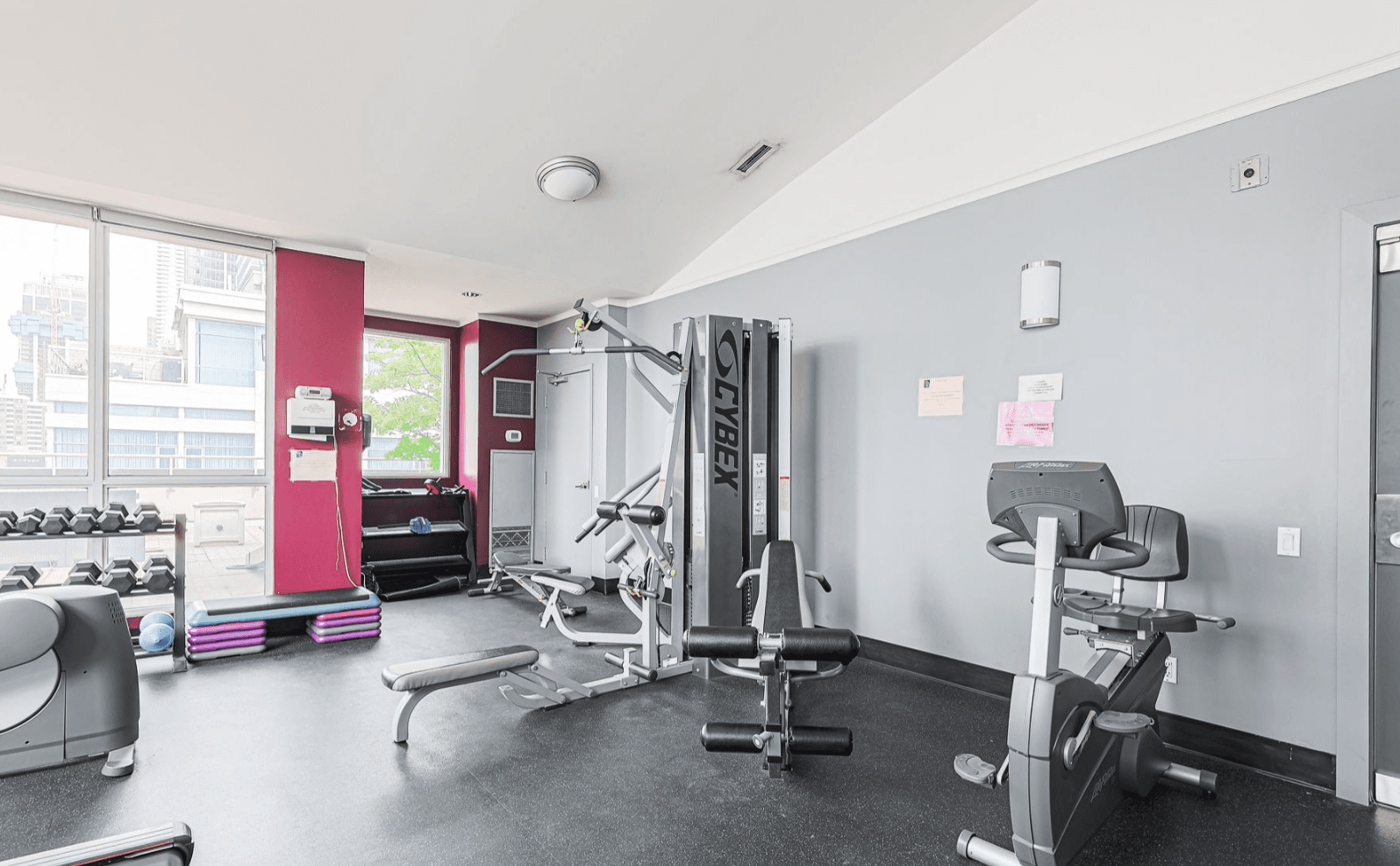 555 Yonge St - 703 - Photo 15