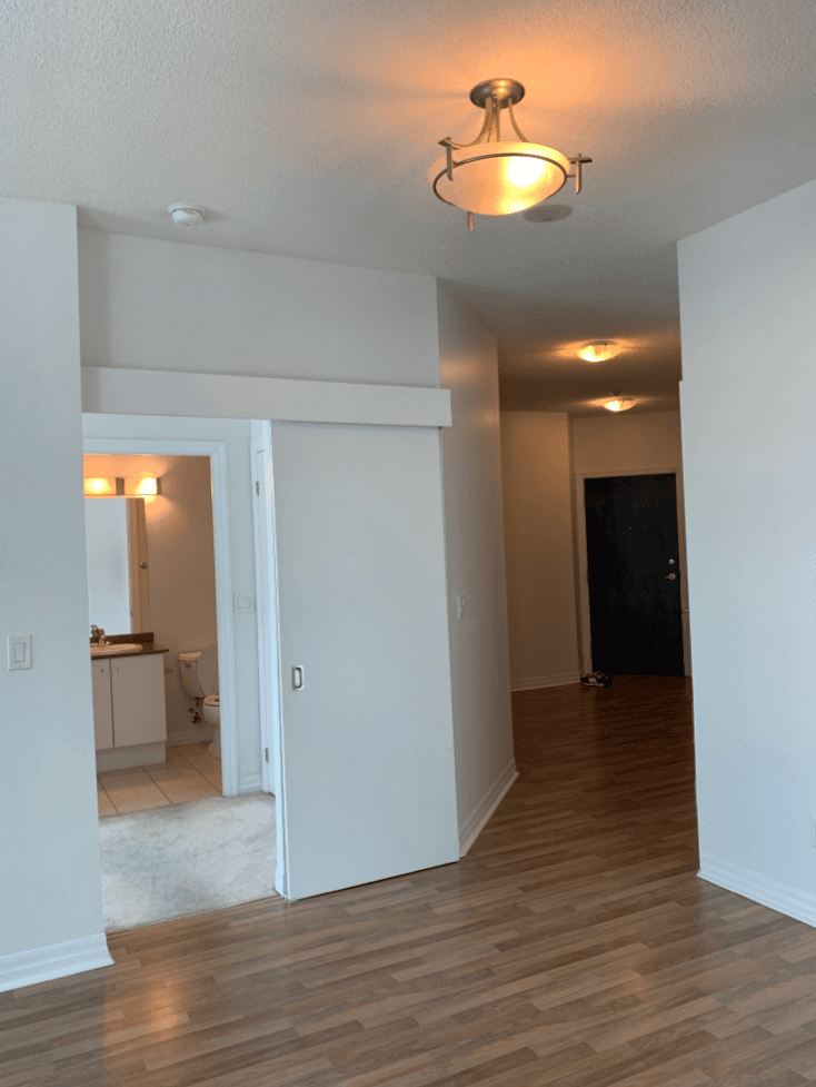 12 Yonge St -2010 - Photo 8