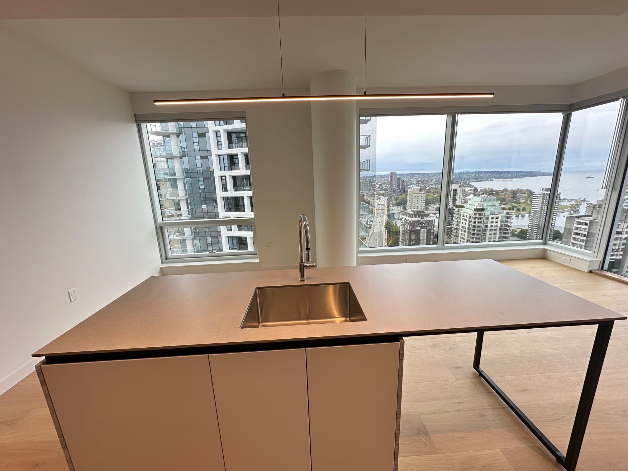 2907-1277 Hornby - Photo 8