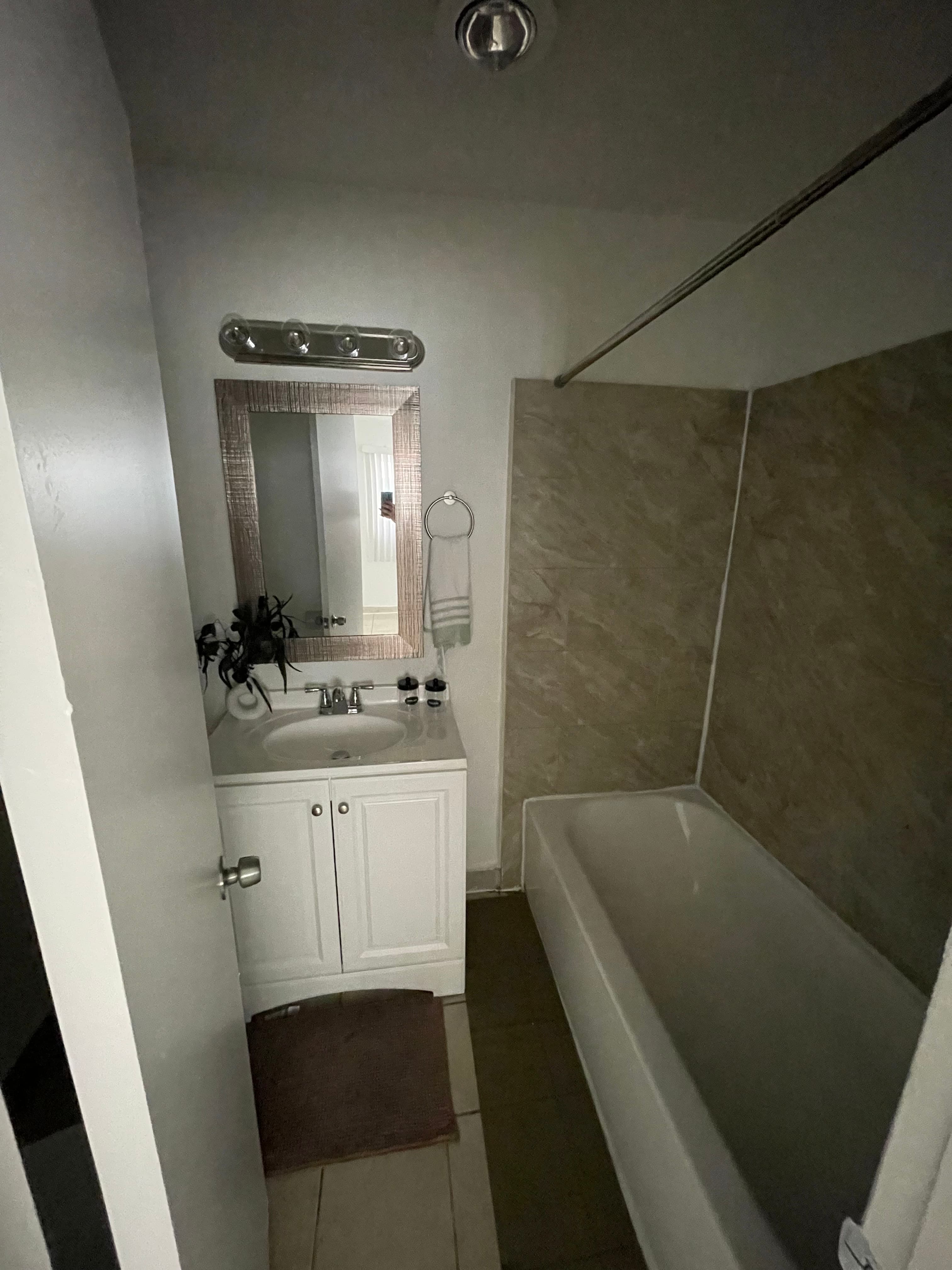 7512 Vineland 1BR 1 BA - Photo 4
