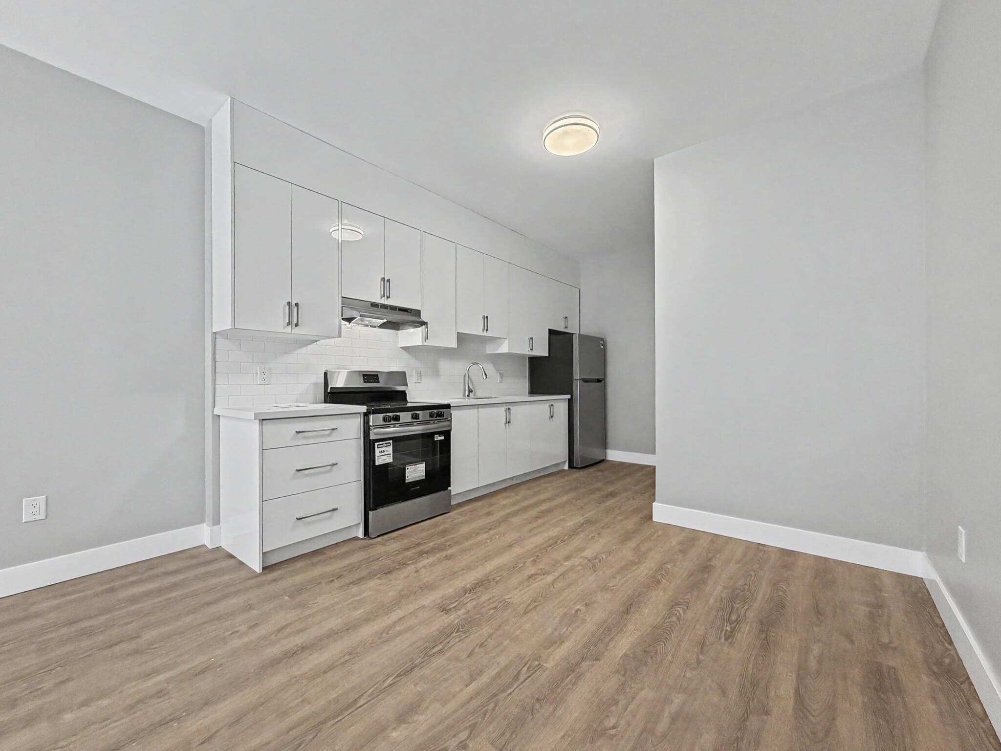 Unit 4- 199 Pine Street Tay Ontario L0K 2C0 - Photo 4
