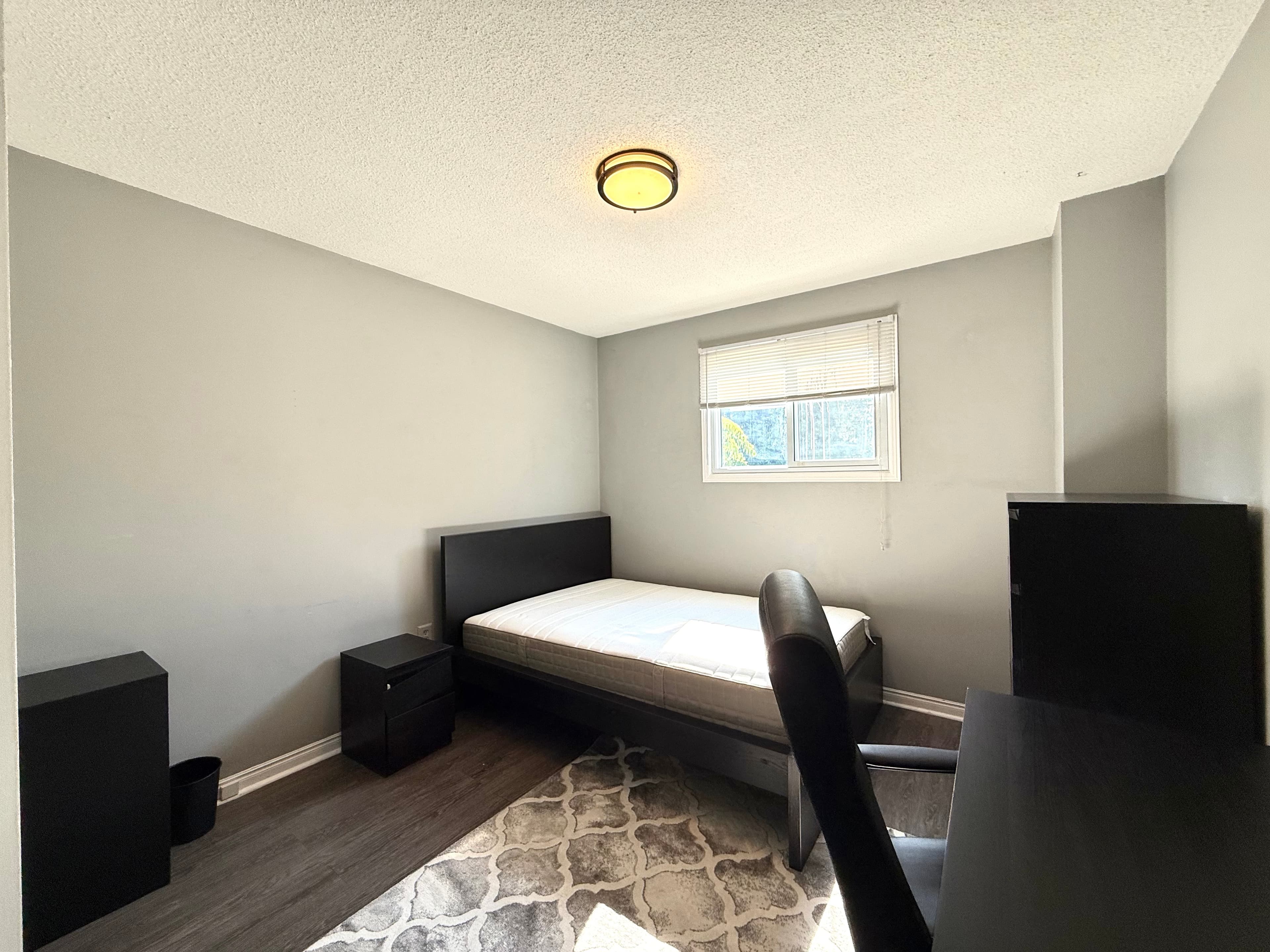 Main Unit - 19 Patricia St Thorold - Photo 11