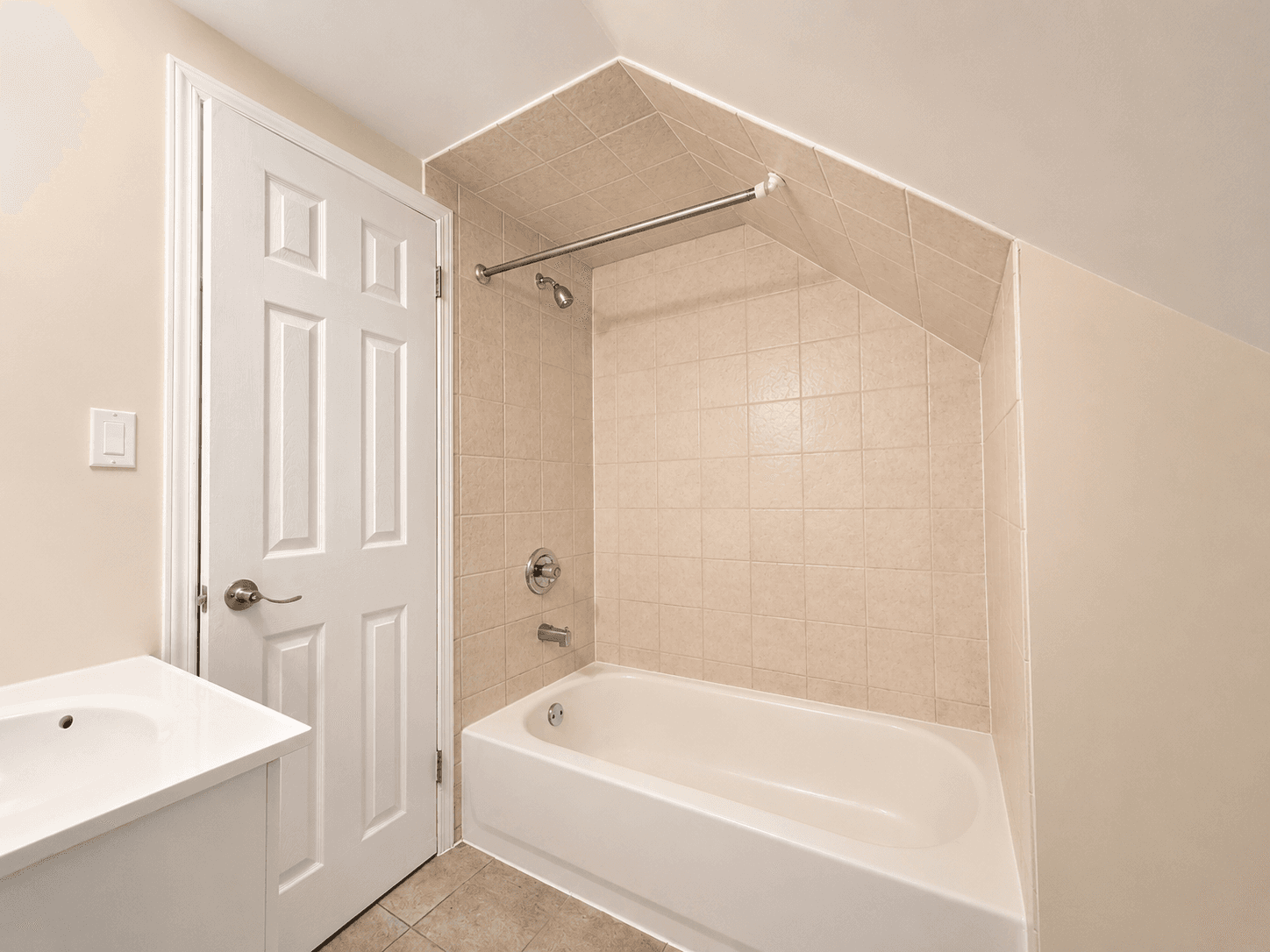 91 Carrick Ave - Attic - Photo 8
