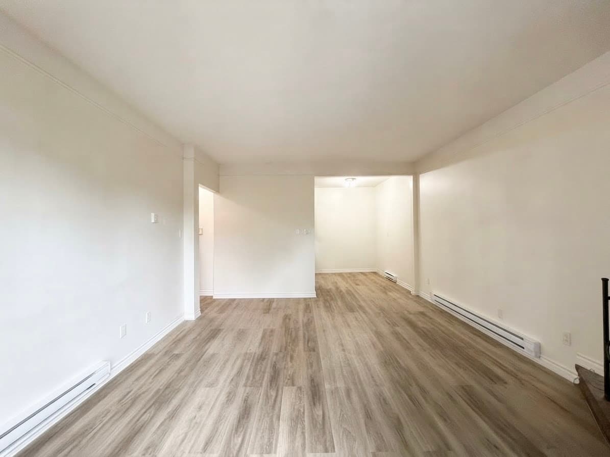 73 Roncesvalles Ave - 2 - Photo 2