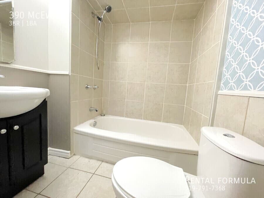390 McEwan Ave - Photo 12