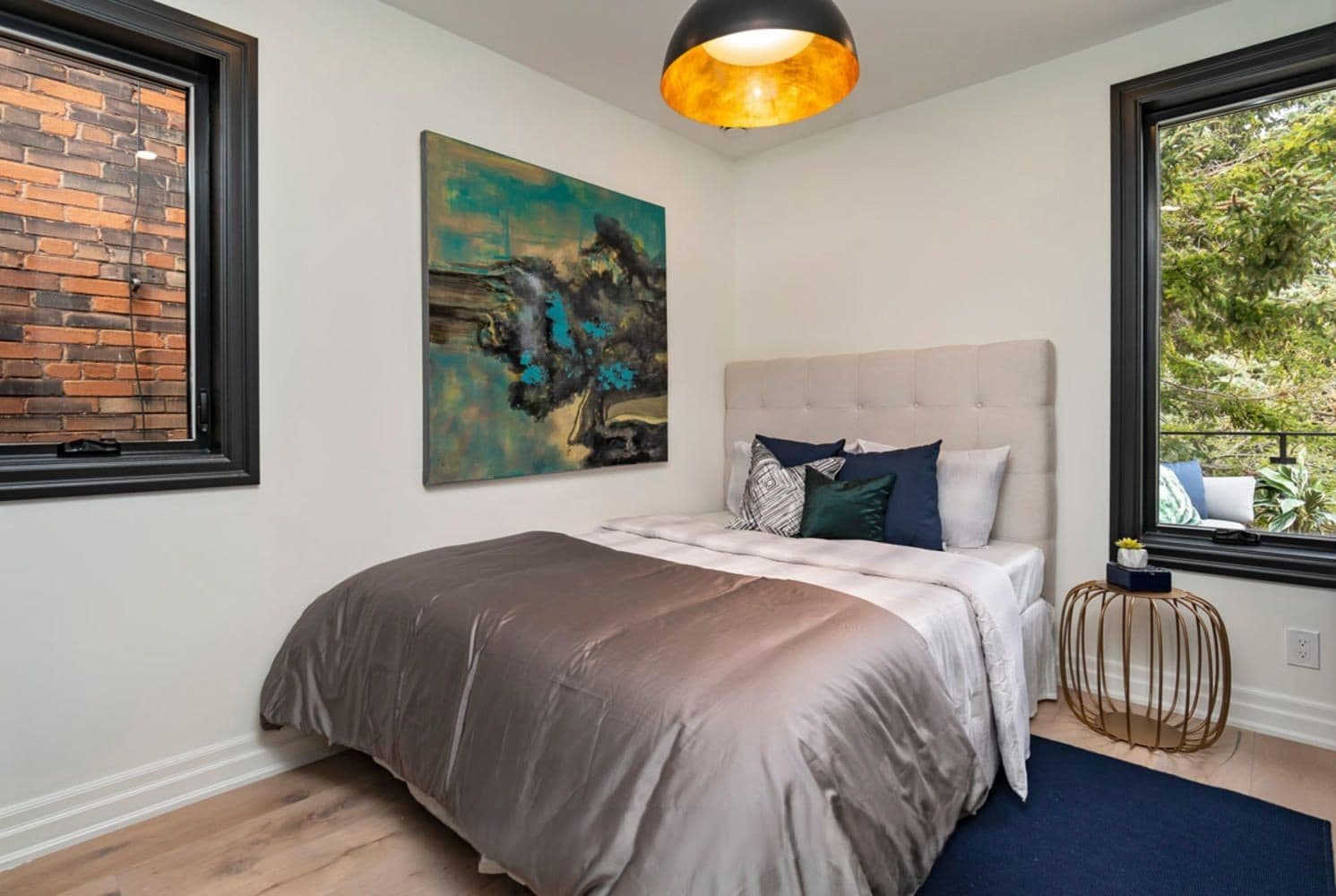 121 Sorauren Ave - 2 - Photo 4