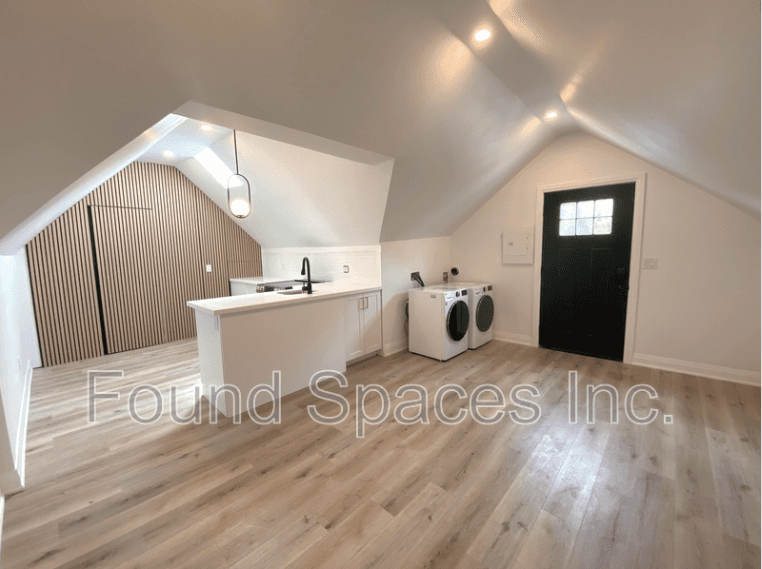 210 Burlington St - Unit 2