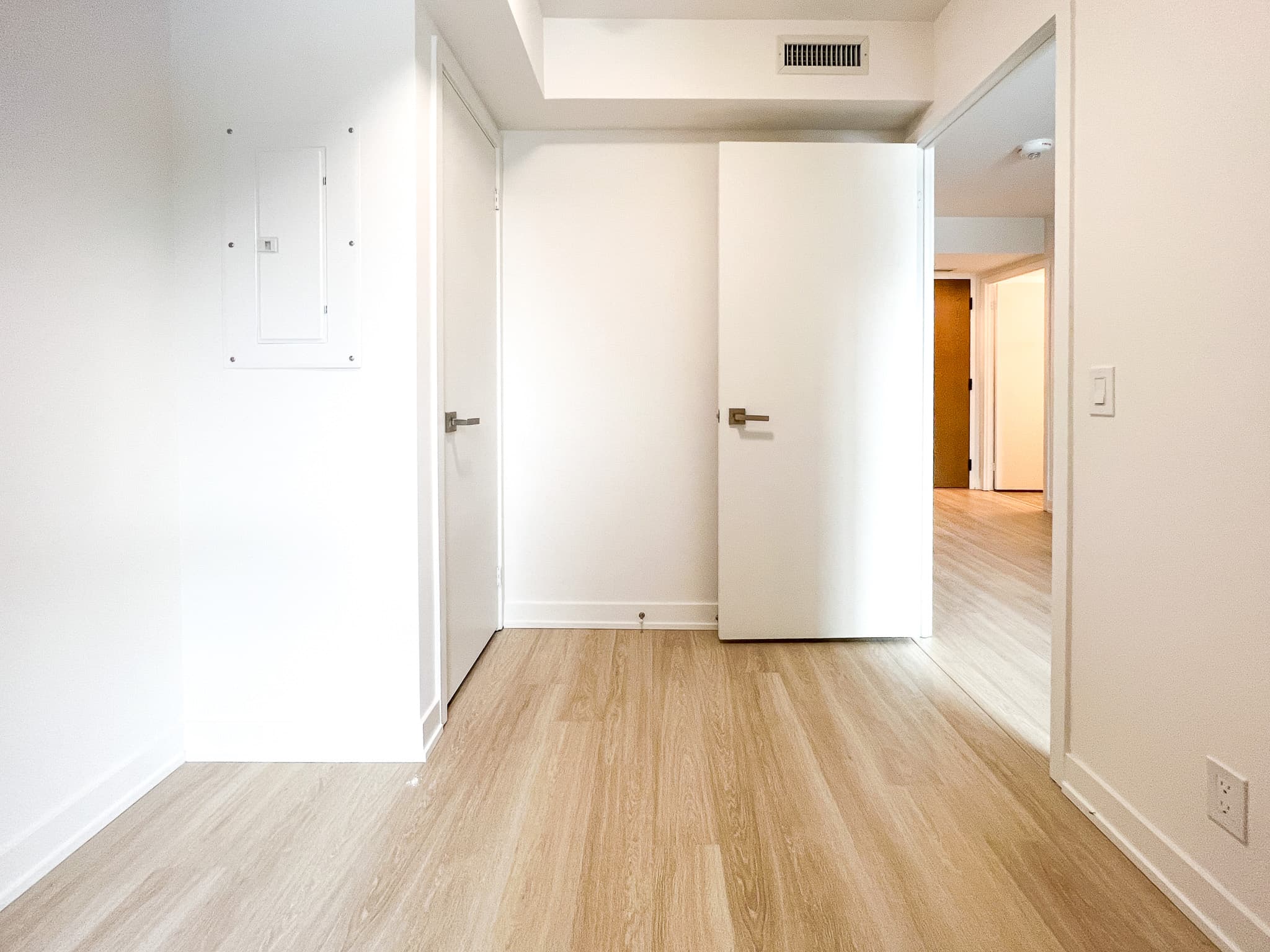 30 Tretti Way 407 Toronto ON M3H 0E3 - Photo 11