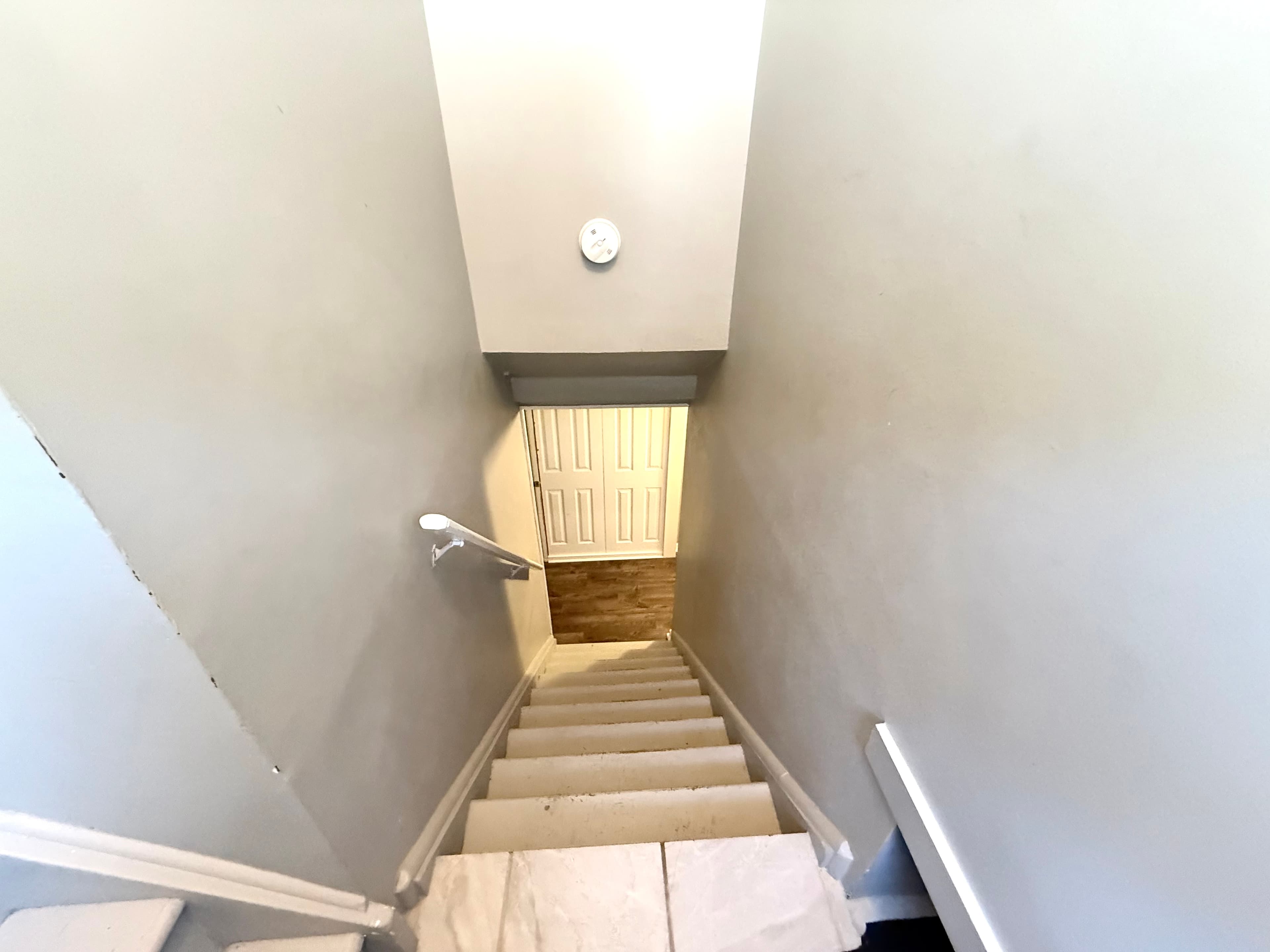 Lower Unit - 19 Patricia St Thorold ON - Photo 2