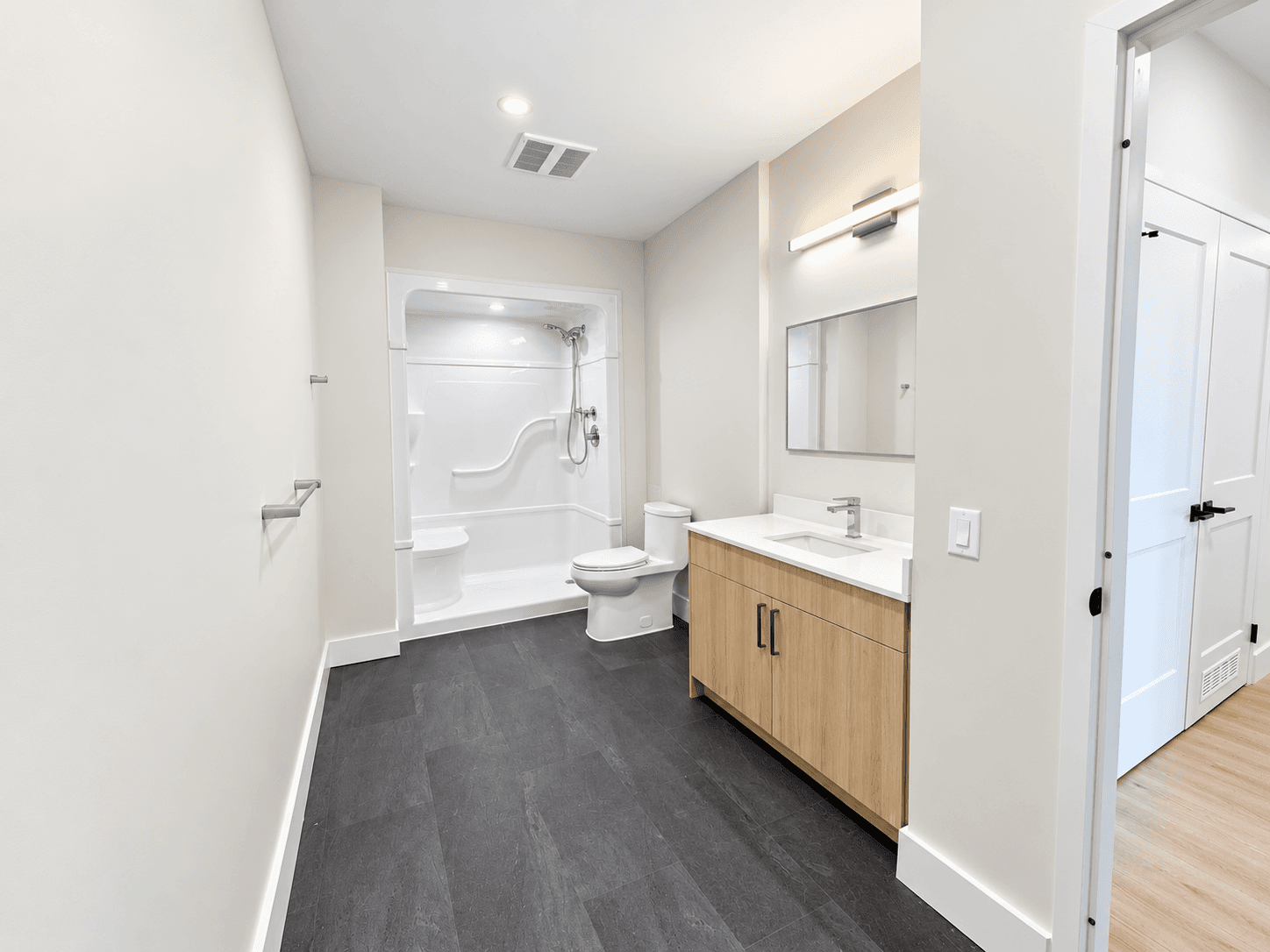 8 Hutt Lane - Accessible 1 Bath - Photo 16