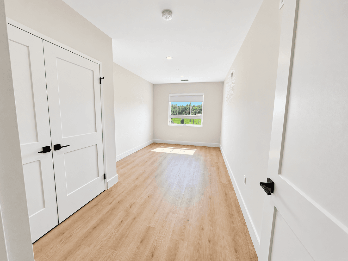 8 Hutt Lane - Interior Unit - Photo 12