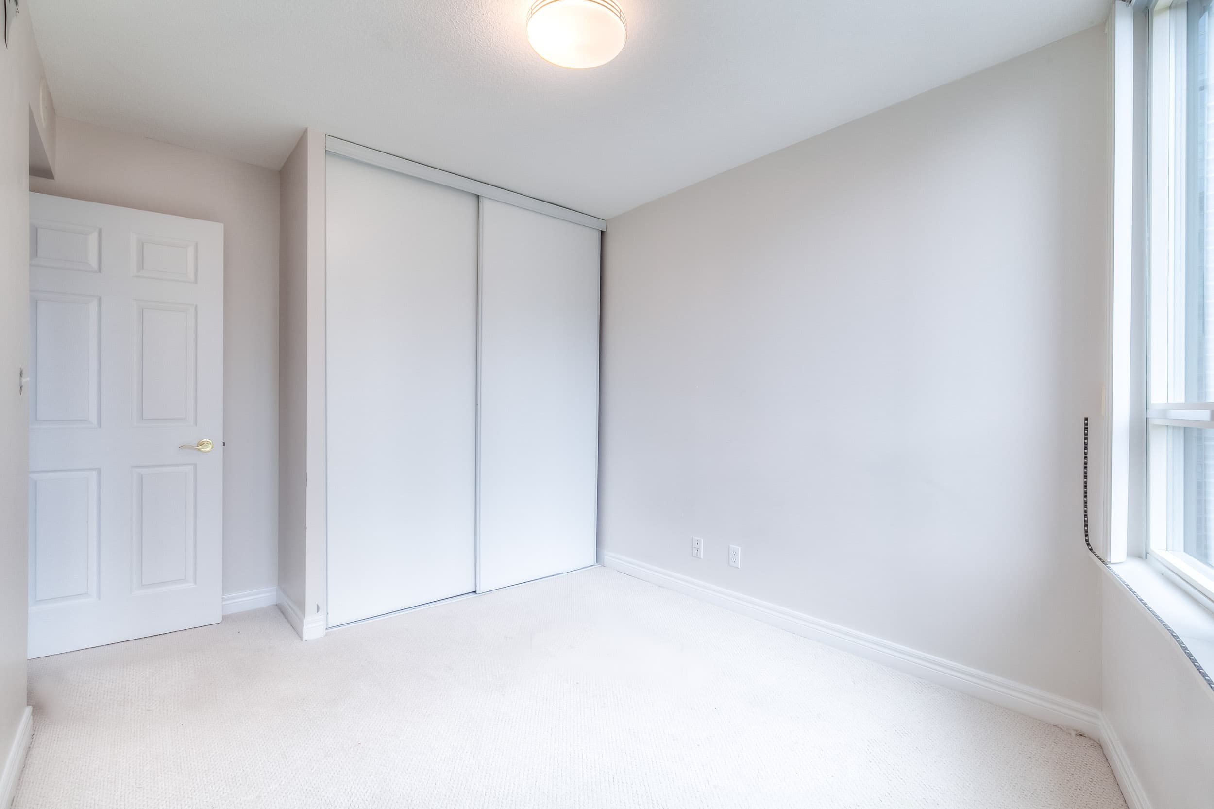 23 Hollywood Ave - 1803 - Photo 18
