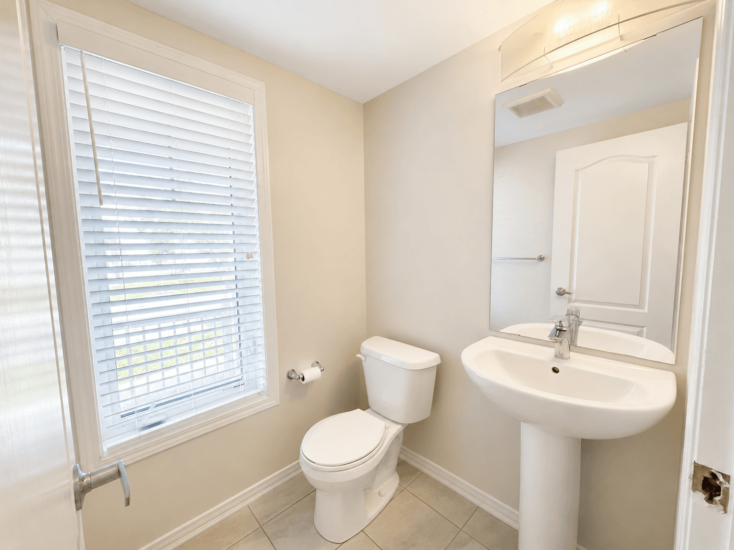 176 MacLachlan Ave - Photo 6