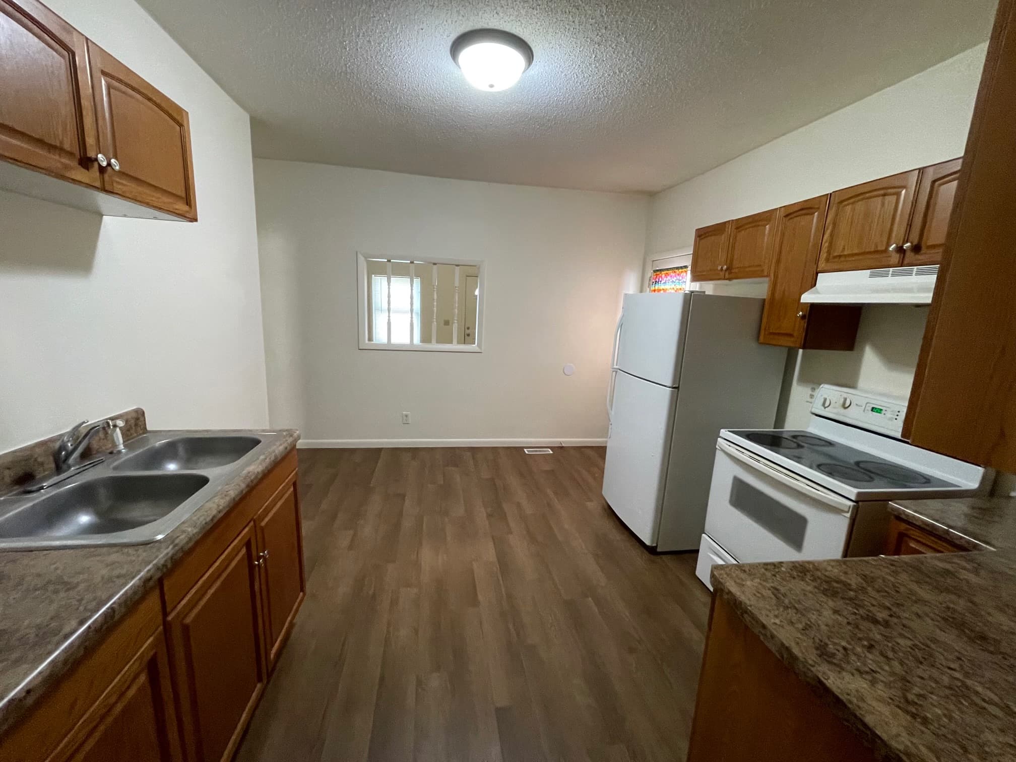 1052 N Ohio - Photo 5