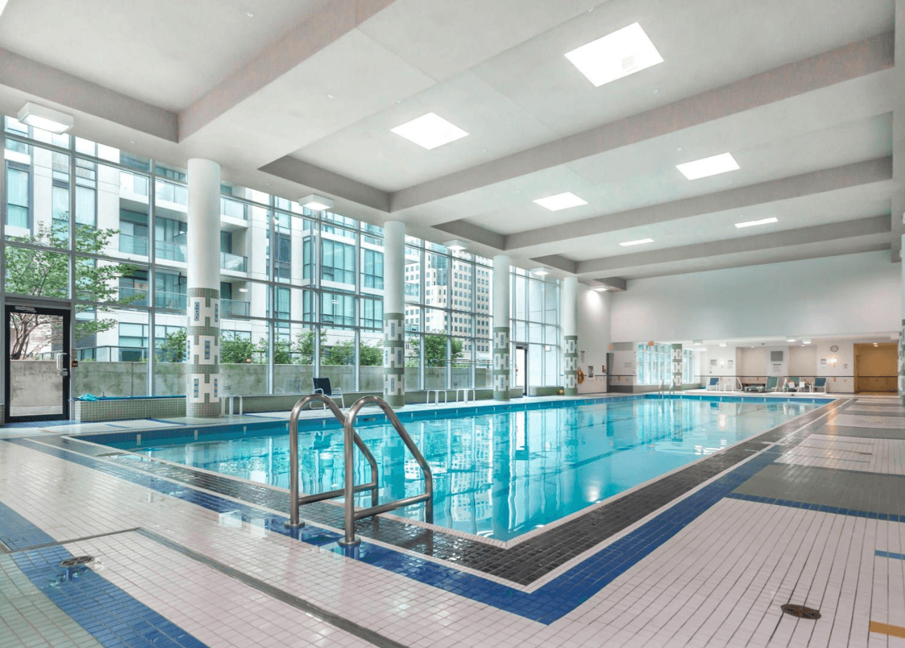 12 Yonge St -2010 - Photo 25