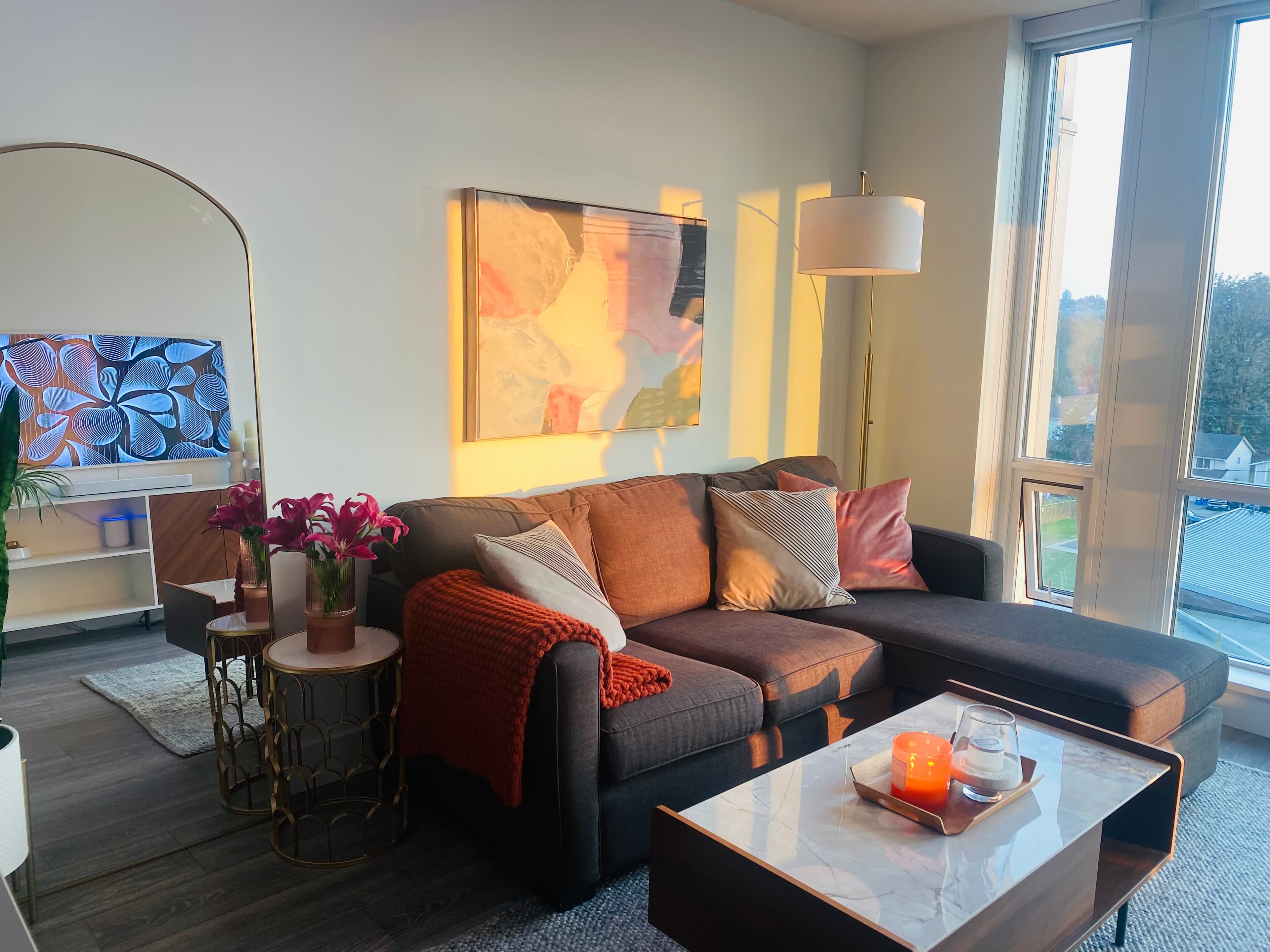 Gorgeous 1 Bedroom and Den in North Vancouver - Photo 10
